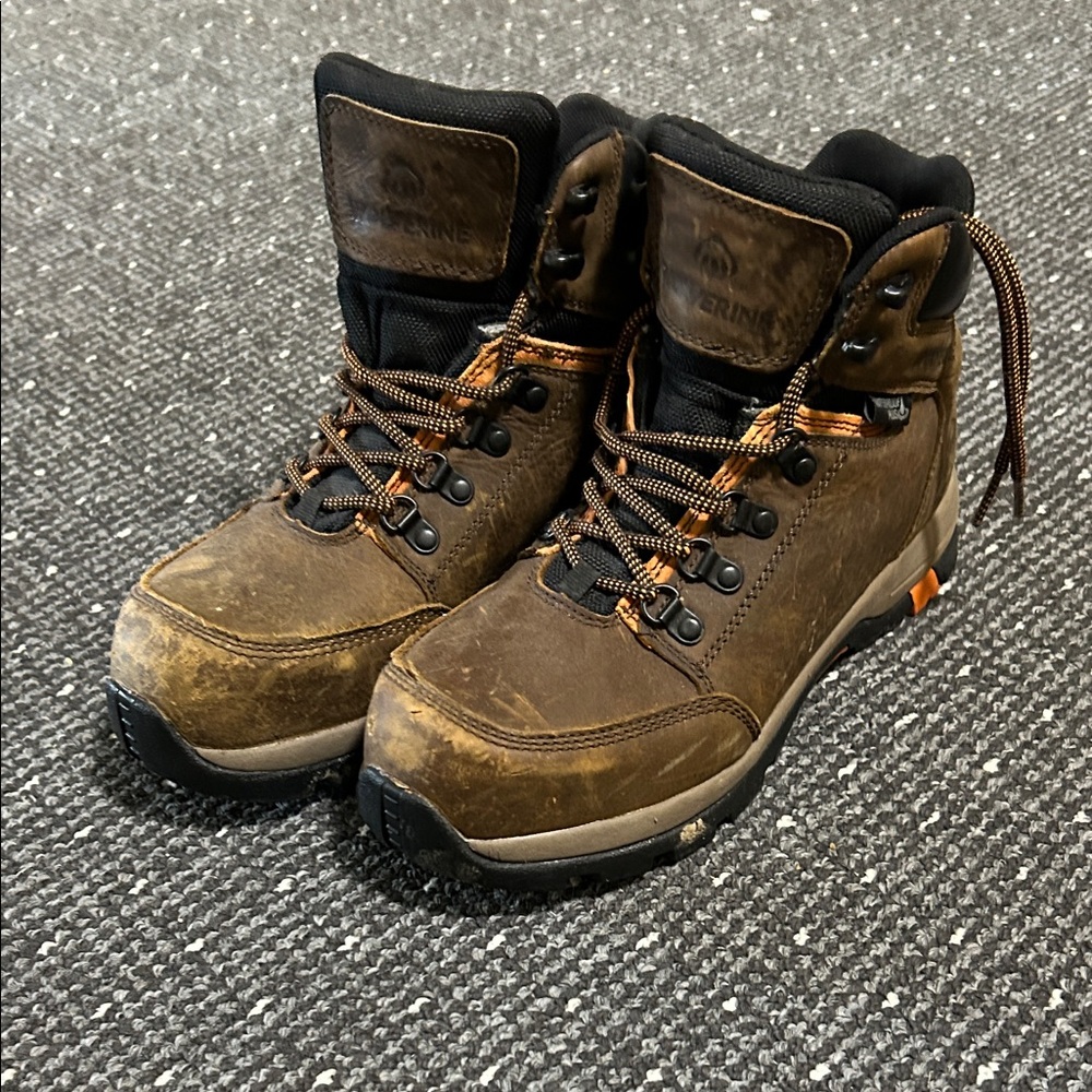 Men's Brown Hiking Boots